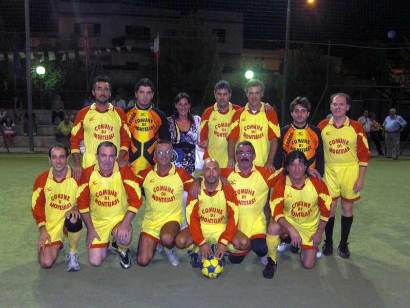 001_AmicidelComune